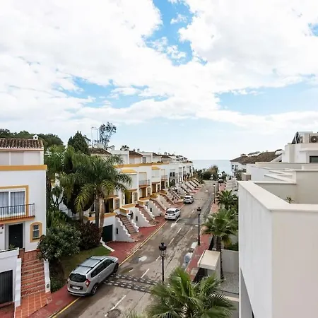 Charming Beach Home In Estepona West Holiday home